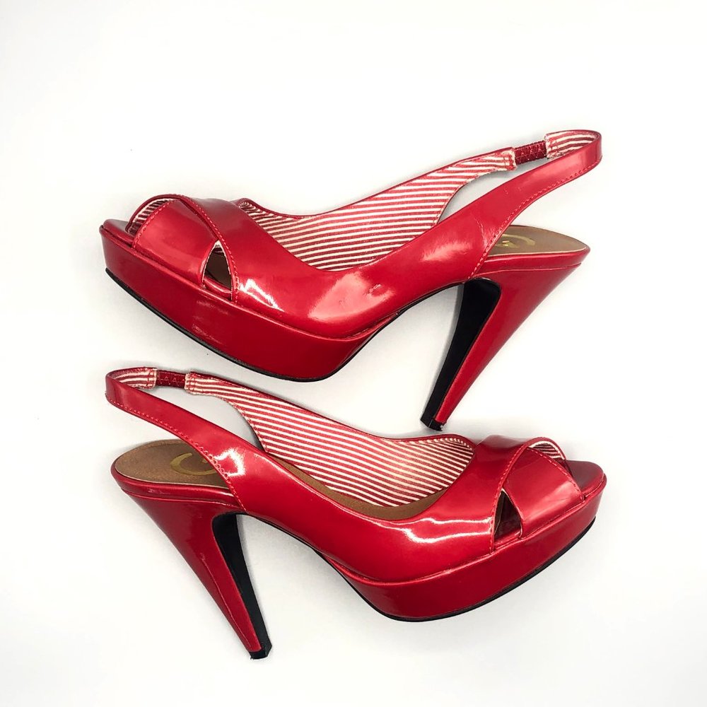 G by Guess Missie Red Leather Heels Size 7M - Picture 2 of 15